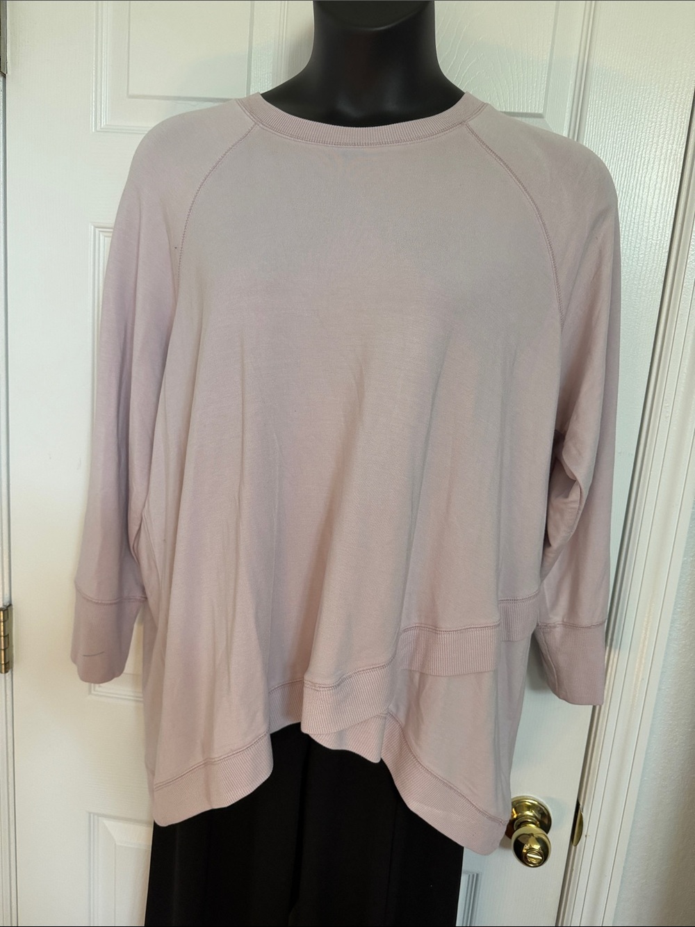 Workshop Republic Clothing Lavender Oversized Raglan Crewneck Sweatshirt